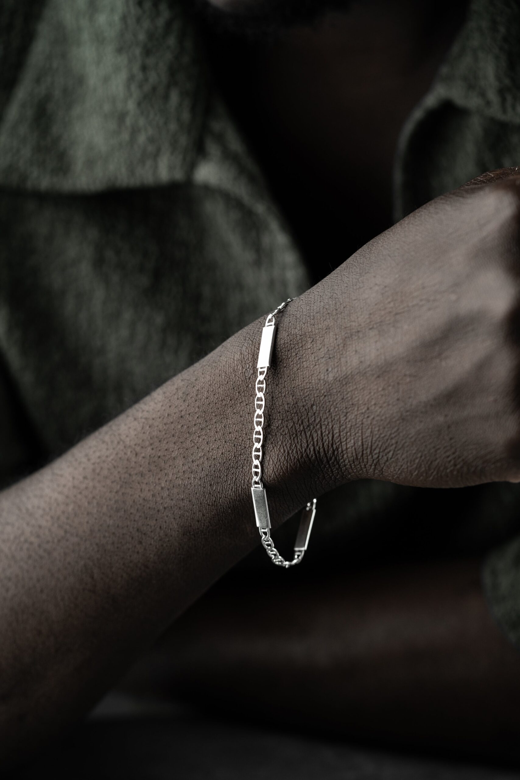 PLATTEN CUBAN LINK ARMBAND 4MM | 925 SILBER – Bild 5